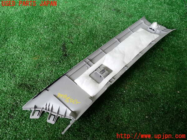 1UPJ-9237757660]ジムニー シエラ(JB74W)左フロントピラートリム 中古_2