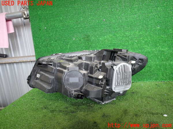 2UPJ-9237761130]ベンツ CLA180 C117(117342)右ヘッドライト LED 中古_2
