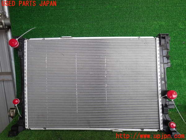2UPJ-9237762321]ベンツ CLA180 C117(117342)ラジエーター1 中古_2