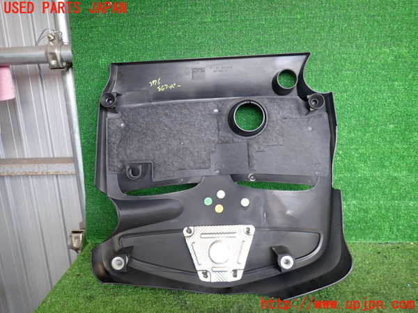 2UPJ-9237762160]ベンツ CLA180 C117(117342)エンジンアッパーカバー 中古_2