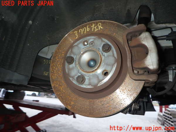 2UPJ-9237764305]ベンツ CLA180 C117(117342)左リアナックルハブ 中古_2