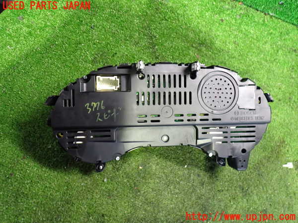 2UPJ-9237766170]ベンツ CLA180 C117(117342)スピードメーター 中古_2