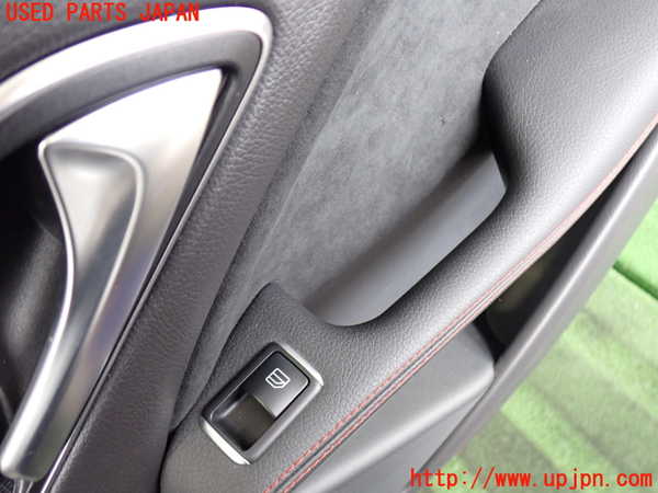 2UPJ-9237761294]ベンツ CLA180 C117(117342)右後ドア内張り 中古_2