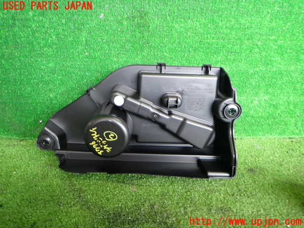 2UPJ-9237767772]ベンツ CLA180 C117(117342)ラゲッジトレイ2 中古_2