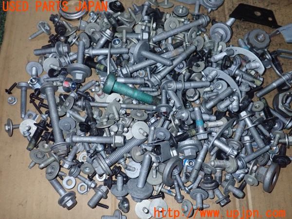 3UPJ=9237770720]ジャガー XE R-ダイナミックS D200(JA2ND X760)ネジ・ナット・ステー類 セット ジャンク_4