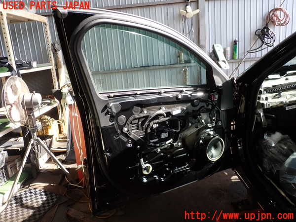 2UPJ-9237771260]ジャガー・XE(JA2ND)左前ドア 中古(43R-011582 M3240)_4