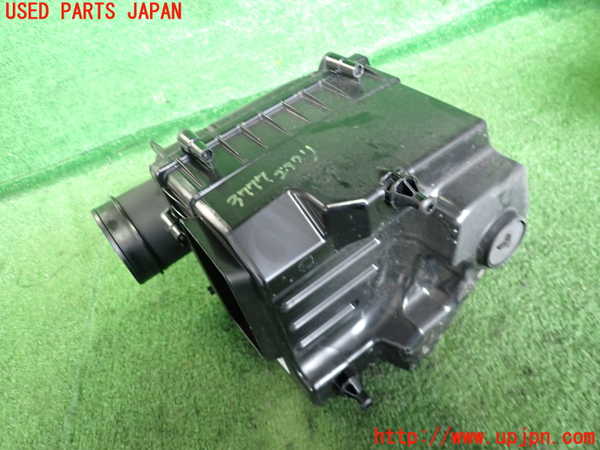 2UPJ-9237772560]ジャガー・XE(JA2ND)エアクリーナーボックス 中古_4