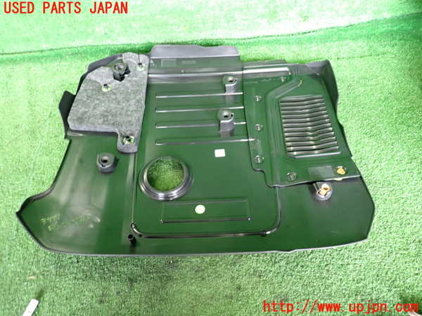 2UPJ-9237772160]ジャガー・XE(JA2ND)エンジンアッパーカバー 中古_2