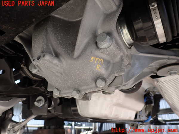 2UPJ-9237774355]ジャガー・XE(JA2ND)リアデフ 中古_2