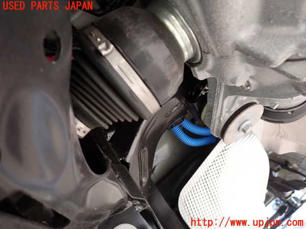 2UPJ-9237774025]ジャガー・XE(JA2ND)左リアドライブシャフト 中古_2