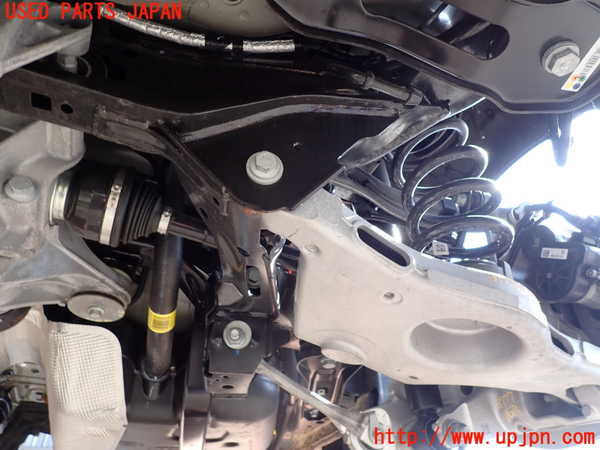 2UPJ-9237775295]ジャガー・XE(JA2ND)リアメンバー 中古_3