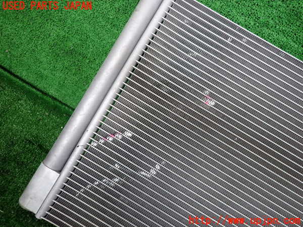 2UPJ-9237776031]ジャガー・XE(JA2ND)エアコンコンデンサー1 中古_2