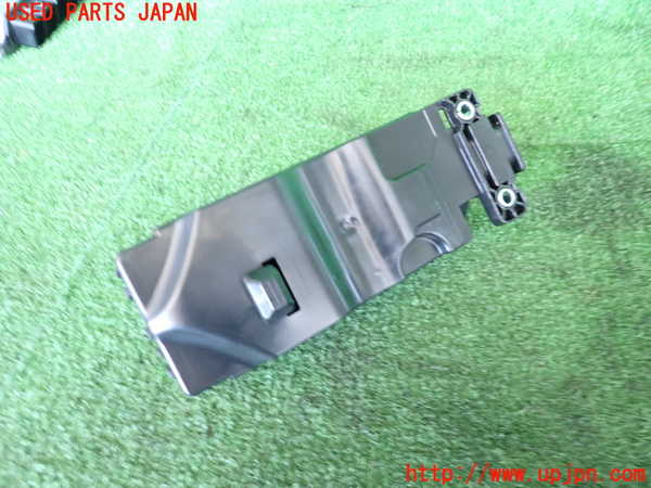 2UPJ-9237776741]ジャガー・XE(JA2ND)ヒューズボックス1 中古_2