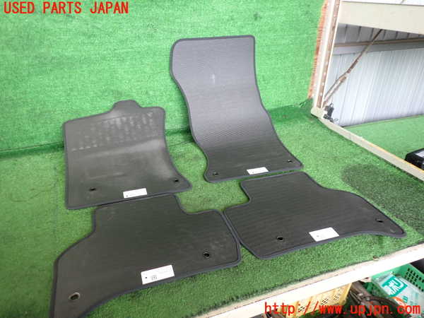 2UPJ-9237777800]ジャガー・XE(JA2ND)フロアマット 中古_2