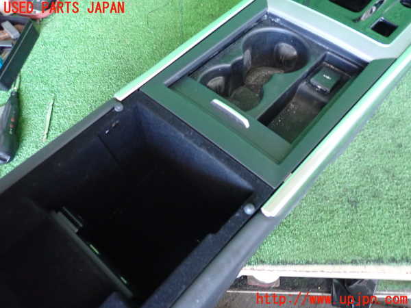 2UPJ-9237777540]ジャガー・XE(JA2ND)センターコンソール 中古_4