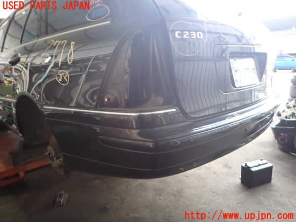 2UPJ-9237781610]ベンツ C180 コンプレッサー ステーションワゴン(203246)リアバンパー 中古_2