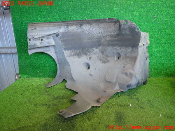 2UPJ-9237781092]ベンツ C180 コンプレッサー ステーションワゴン(203246)左前フェンダーライナー 中古_2