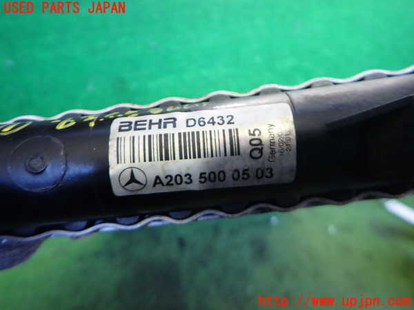 2UPJ-9237782321]ベンツ C180 コンプレッサー ステーションワゴン(203246)ラジエーター1 中古_3