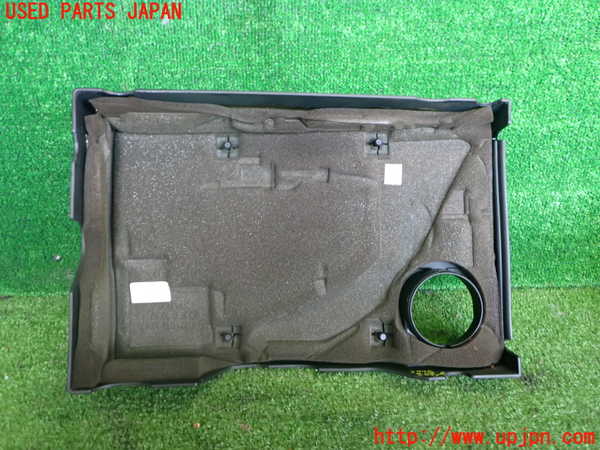 2UPJ-9237782160]ベンツ C180 コンプレッサー ステーションワゴン(203246)エンジンアッパーカバー 中古_2