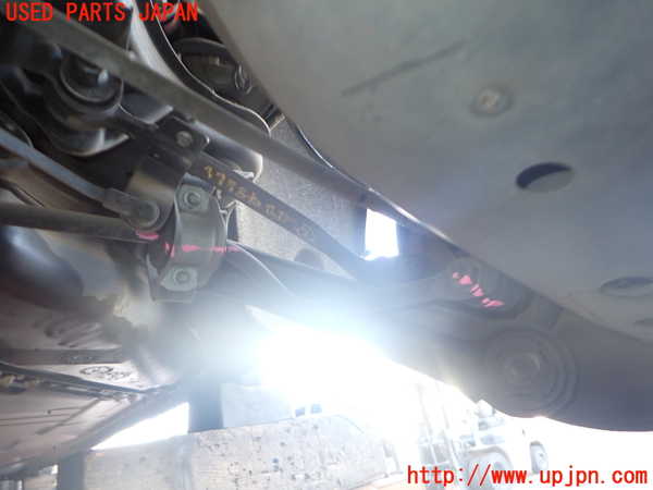 2UPJ-9237785445]ベンツ C180 コンプレッサー ステーションワゴン(203246)リアスタビライザー 中古_2