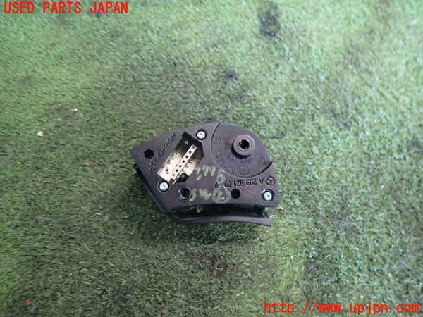 2UPJ-9237786307]ベンツ C180 コンプレッサー ステーションワゴン(203246)スイッチ2 中古_2