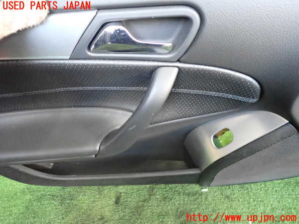 2UPJ-9237781264]ベンツ C180 コンプレッサー ステーションワゴン(203246)左前ドア内張り 中古_2