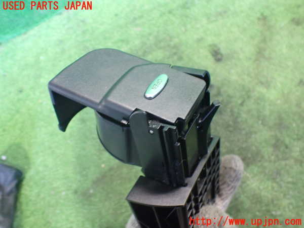 2UPJ-9237787810]ベンツ C180 コンプレッサー ステーションワゴン(203246)ドリンクホルダー 中古_3