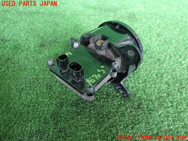 2UPJ-9237791180]レヴォーグ(VN5)右フォグ 中古_2