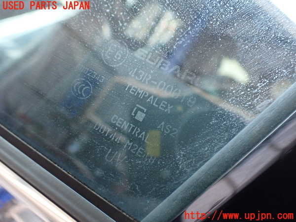 2UPJ-9237791260]レヴォーグ(VN5)左前ドア 中古 CENTRAL M2E48 43R-00018_3