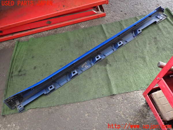 2UPJ-9237791392]レヴォーグ(VN5)左サイドステップ 中古_4