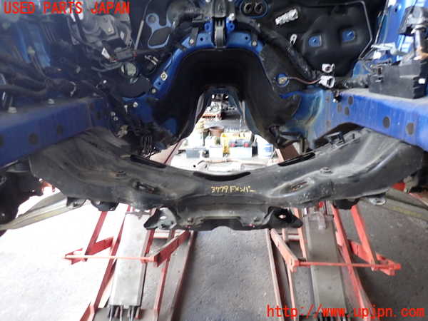 2UPJ-9237795285]レヴォーグ(VN5)フロントメンバー 中古_2