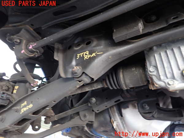 2UPJ-9237795295]レヴォーグ(VN5)リアメンバー 中古_2