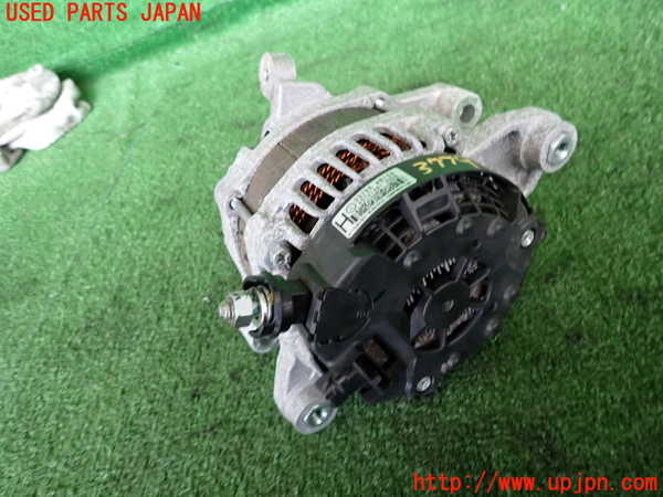 2UPJ-9237796015]レヴォーグ(VN5)オルタネーター(ダイナモ) 中古_2