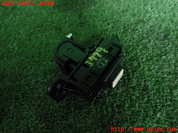 2UPJ-9237796306]レヴォーグ(VN5)スイッチ1(電動パーキング) 中古_2