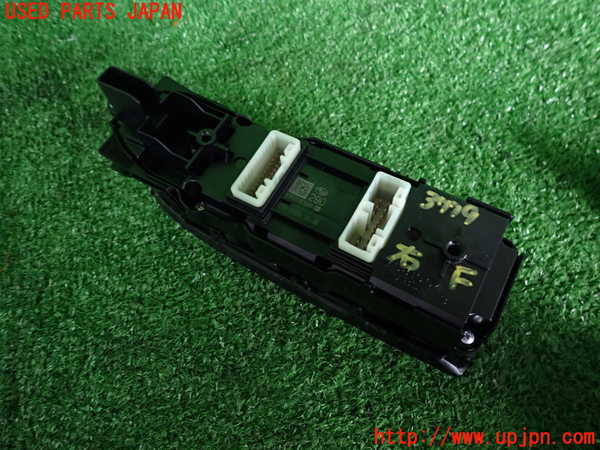 2UPJ-9237796240]レヴォーグ(VN5)右前パワーウィンドウスイッチ 中古_2
