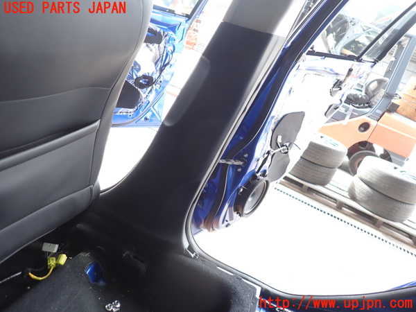 2UPJ-9237797665]レヴォーグ(VN5)右センターピラートリム 中古_3