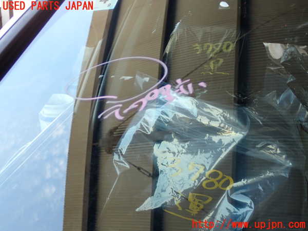 2UPJ-9237801195]BMW X1(HT20)フロントガラス (43R-000168) 中古 (F48)_5