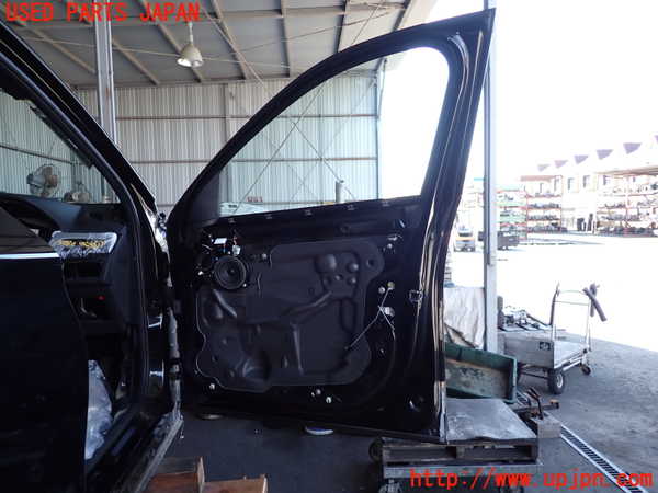 2UPJ-9237801230]BMW X1(HT20)右前ドア (43R-011005) 中古 (F48)_2