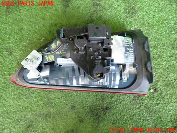 2UPJ-9237801550]BMW X1(HT20)右リアフィニッシャー 中古 (F48)_3