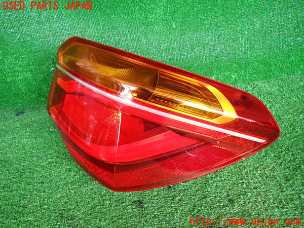 2UPJ-9237801530]BMW X1(HT20)右テールランプ 中古 (F48)_2