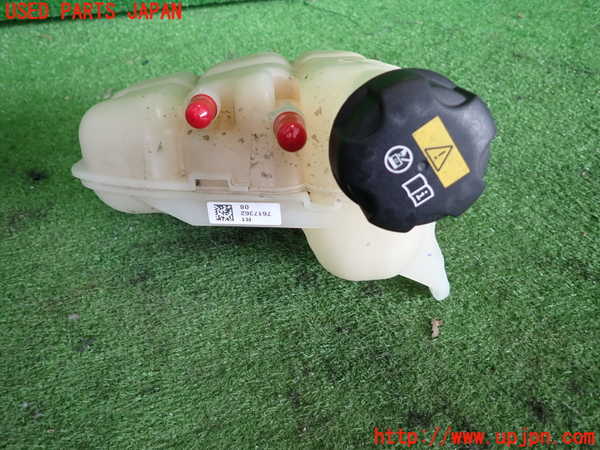 2UPJ-9237802410]BMW X1(HT20)ラジエータータンク 中古 (F48)_2