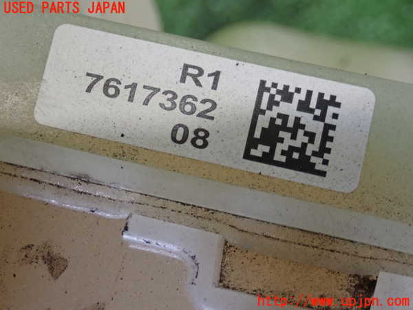 2UPJ-9237802410]BMW X1(HT20)ラジエータータンク 中古 (F48)_4