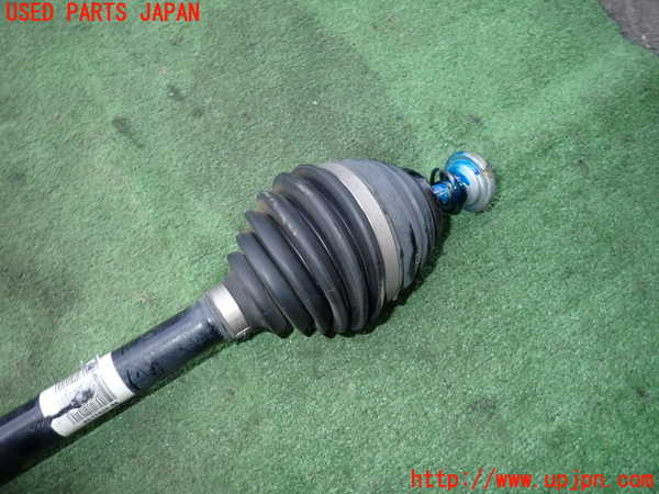 2UPJ-9237804010]BMW X1(HT20)右フロントドライブシャフト 中古 (F48)_2