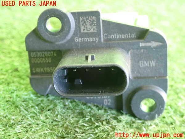 2UPJ-9237806320]BMW X1(HT20)エアフロメーター (エアマスセンサー) 中古 (F48)_3