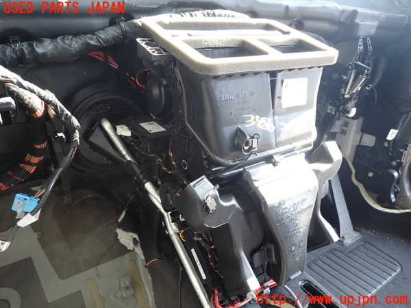 2UPJ-9237806081]BMW X1(HT20)エバポレーター1 中古 (F48)_3