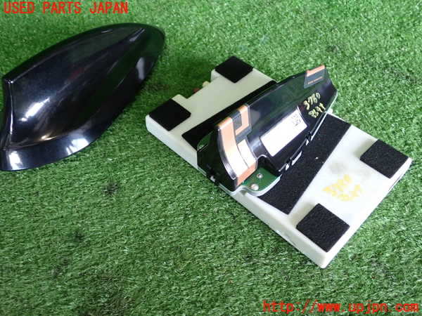 2UPJ-9237806550]BMW X1(HT20)アンテナ 中古 (F48)_2