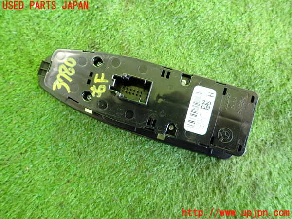 2UPJ-9237806240]BMW X1(HT20)右前パワーウィンドウスイッチ 中古 (F48)_2