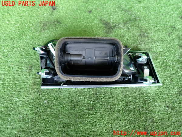 2UPJ-9237807526]BMW X1(HT20)エアコン吹き出し口1 (右) 中古 (F48)_3