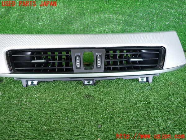 2UPJ-9237807528]BMW X1(HT20)エアコン吹き出し口3 (真中) 中古 (F48)_4