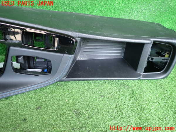 2UPJ-9237807540]BMW X1(HT20)センターコンソール 中古 (F48)_3